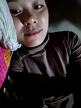 Lyla john online show from February 6, 2026, 11:02 am