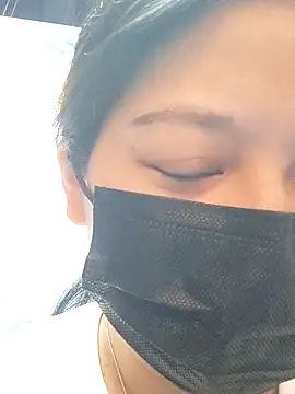 StrayedForename online show from April 10, 2026, 11:15 am