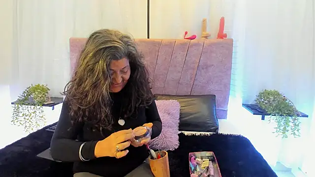Snapshot of Victoriaa_Anderson chatting on March 20, 2026, 1:38 pm Victoriaa Anderson online show from March 20, 2026, 1:38 pm