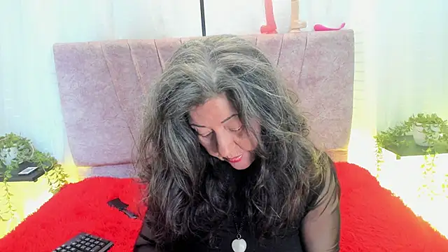 Snapshot of Victoriaa_Anderson chatting on March 24, 2026, 2:11 pm Victoriaa Anderson online show from March 24, 2026, 2:11 pm