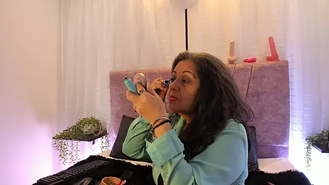 Snapshot of Victoriaa_Anderson chatting on March 31, 2026, 4:29 pm Victoriaa Anderson online show from March 31, 2026, 4:29 pm
