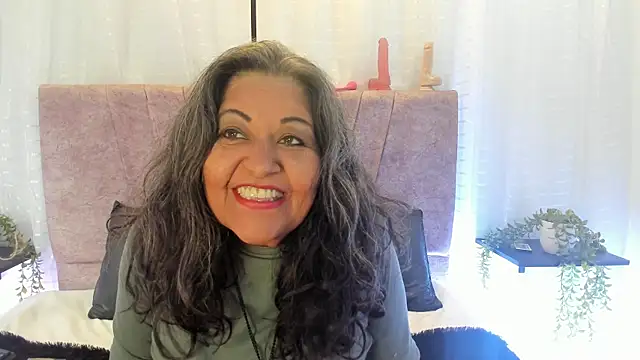 Snapshot of Victoriaa_Anderson chatting on April 3, 2026, 1:31 pm Victoriaa Anderson online show from April 3, 2026, 1:31 pm