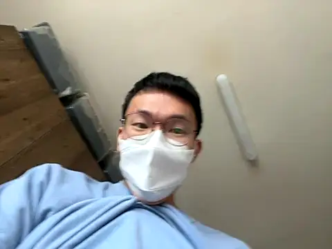 stockingsfixedposition online show from November 14, 2025, 5:06 am