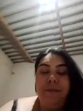 Tatasadadinha online show from November 11, 2025, 9:15 pm