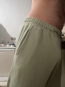 DARK0924 online show from December 22, 2025, 10:01 am