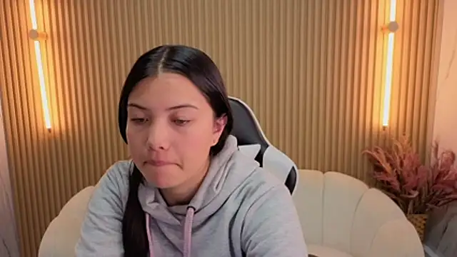 venus velvet tp online show from January 17, 2026, 7:50 pm