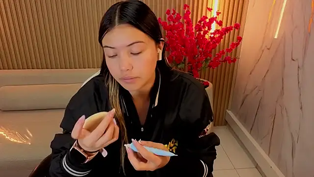 venus velvet tp online show from April 9, 2026, 1:49 pm