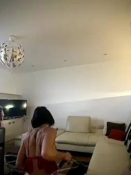 VenusEliteCo online show from November 10, 2025, 8:57 am