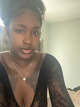 ToyaThick online show from March 16, 2026, 5:06 pm