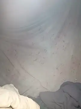 blonde blg online show from December 4, 2025, 2:43 am