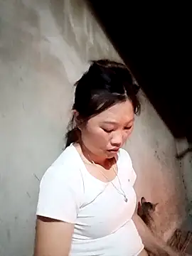 blonde blg online show from March 9, 2026, 12:42 pm