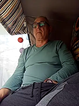 andy-1961 online show from March 26, 2026, 12:00 pm