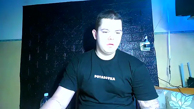 CuteButNaughty  online show from February 6, 2026, 9:07 pm