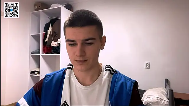 Snapshot of _BarePulse chatting on February 2, 2026, 8:51 pm BarePulse online show from February 2, 2026, 8:51 pm