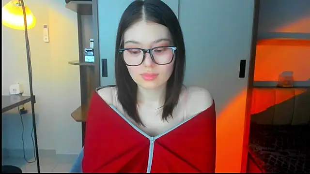 HopeLovely online show from February 25, 2026, 3:16 am