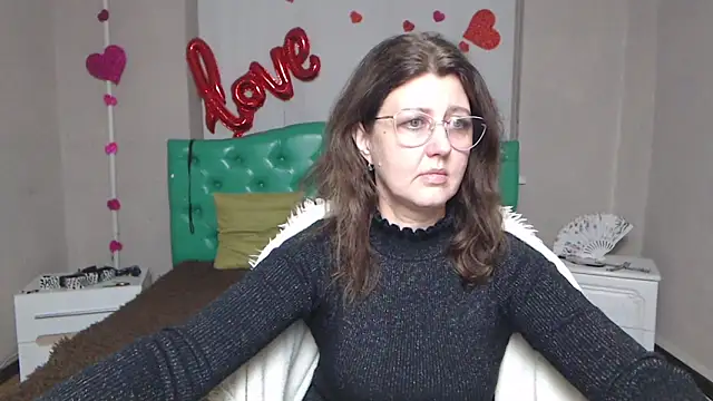 RoseHille online show from February 17, 2026, 6:14 pm