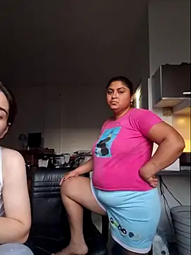 Snapshot of 12dariea chatting on November 10, 2025, 6:01 am 12dariea online show from November 10, 2025, 6:01 am