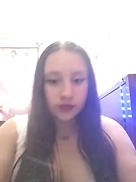 ThamaraHorney online show from November 15, 2025, 3:15 am