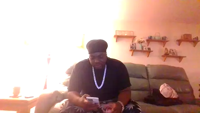 Snapshot of BrooklynLenore47 chatting on November 12, 2025, 8:15 am BrooklynLenore47 online show from November 12, 2025, 8:15 am