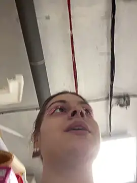 Dona Mafia online show from December 20, 2025, 2:40 am