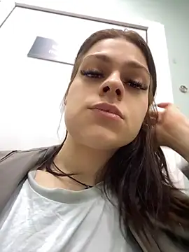 Dona Mafia online show from May 28, 2026, 11:02 pm