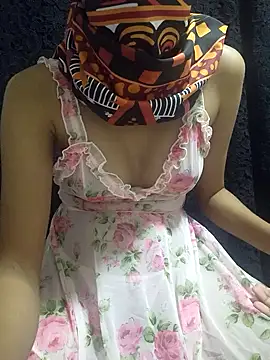 Sachi girl001 online show from November 10, 2025, 3:22 pm