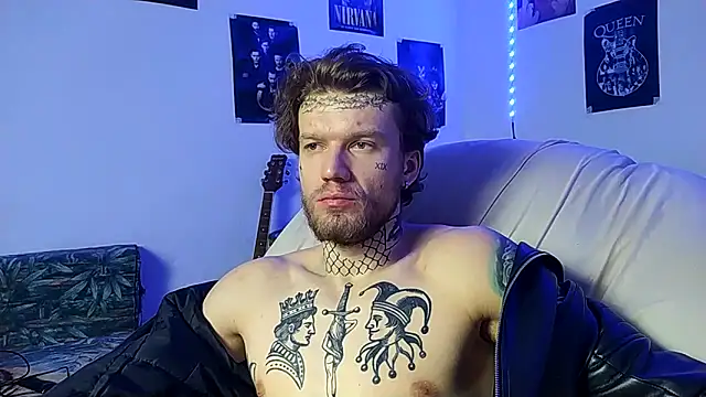 Huntall77 online show from December 18, 2025, 8:26 pm