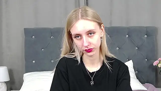 RachaelCute online show from April 8, 2026, 7:30 am