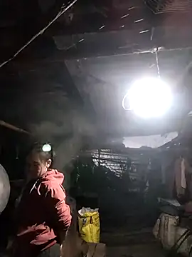 Feeling-hot online show from November 28, 2025, 10:40 am