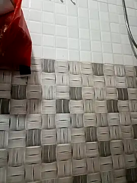 thuy-kieu online show from February 13, 2026, 10:06 pm