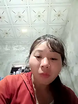 vangkt-cute online show from December 1, 2025, 3:55 am