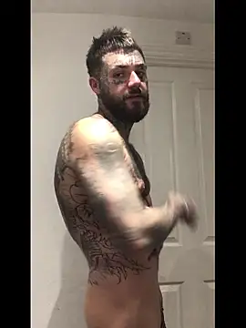 magicmichaell online show from December 1, 2025, 8:47 pm