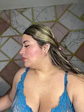 Amira Malia online show from March 17, 2026, 11:13 am