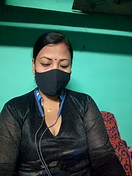 Hot  girls001 online show from November 29, 2025, 6:33 pm