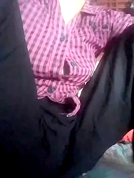 Hot  girls001 online show from April 18, 2026, 6:06 am