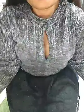 Snapshot of Rani__telugu chatting on December 2, 2025, 4:02 pm Rani telugu online show from December 2, 2025, 4:02 pm