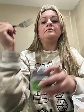 LaurenSpitz online show from February 23, 2026, 11:40 am