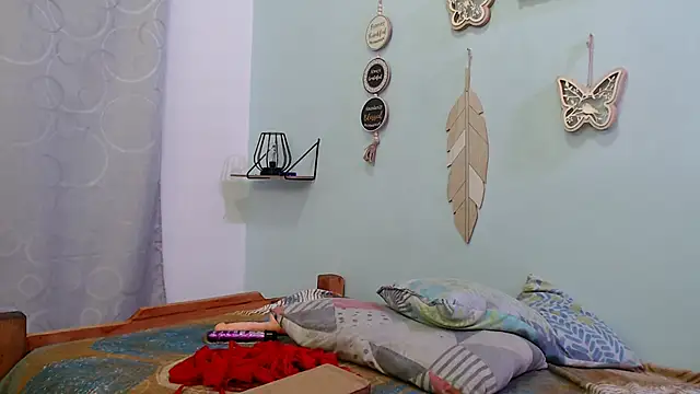 salomesmit666 online show from March 3, 2026, 7:31 pm