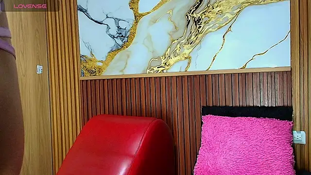 meliangels303av online show from April 7, 2026, 2:45 am