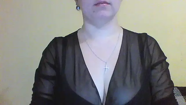 Vitalina282128 online show from November 20, 2025, 7:24 pm