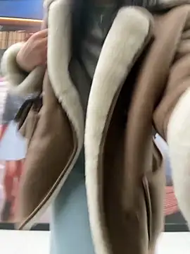 luvvmill online show from November 12, 2025, 7:31 am