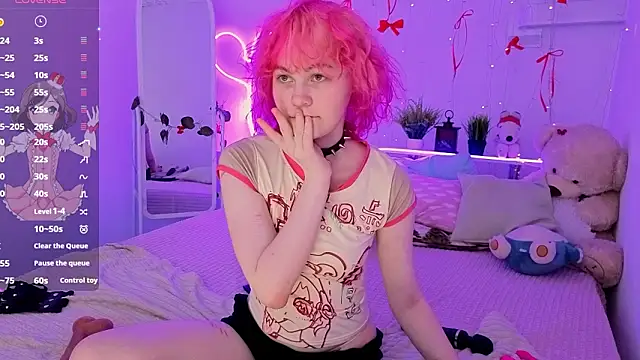 Awawrin online show from February 3, 2026, 8:58 pm