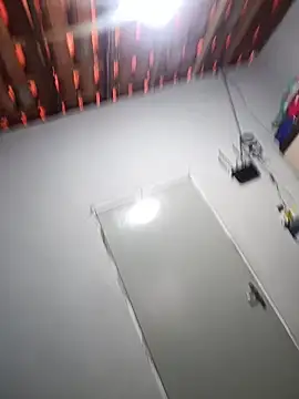 BarbaraDias8 online show from November 11, 2025, 6:52 pm