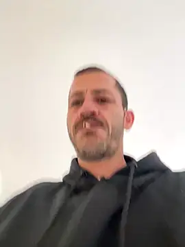 Lucasjandre online show from November 24, 2025, 11:21 am