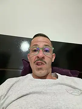 Lucasjandre online show from June 30, 2026, 8:32 pm