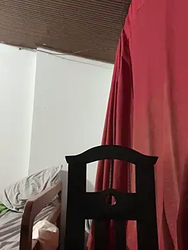 natadecomer online show from November 11, 2025, 3:39 am