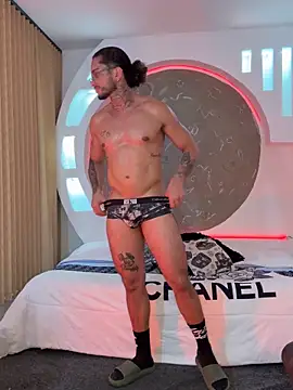 Alanrodgers online show from December 4, 2025, 3:49 am