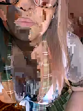 Snapshot of isla-Rae03 chatting on November 14, 2025, 9:19 am isla-Rae03 online show from November 14, 2025, 9:19 am