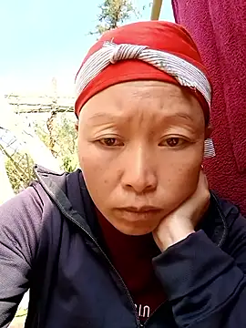 Snapshot of girl-hot2x chatting on January 17, 2026, 5:45 am girl-hot2x online show from January 17, 2026, 5:45 am