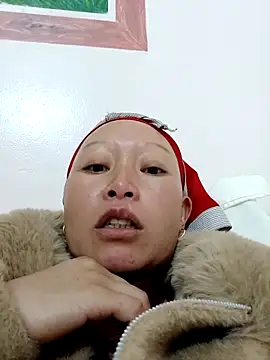 Snapshot of girl-hot2x chatting on February 5, 2026, 12:21 pm girl-hot2x online show from February 5, 2026, 12:21 pm